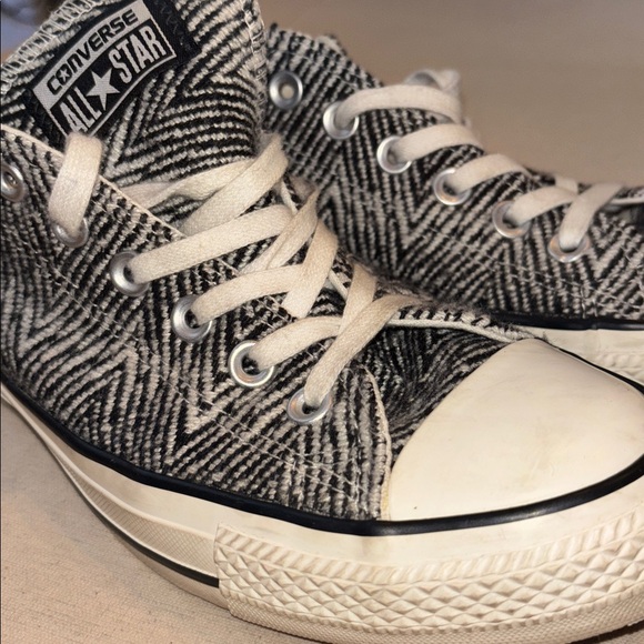 Converse All⭐️Star Zebra Print Sneakers Low, Size 8 - Picture 3 of 16